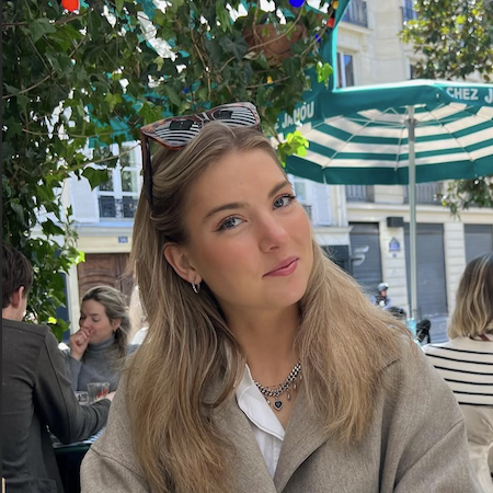 Astrid R. Astrid R. profil
